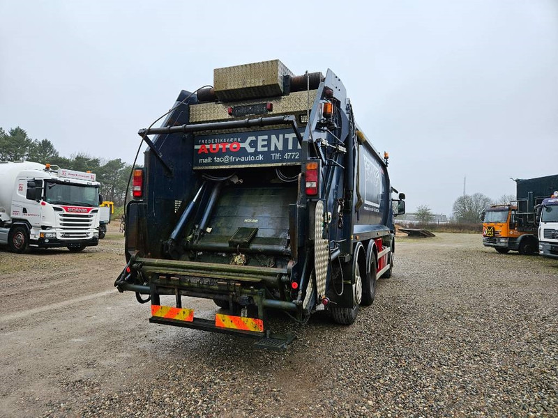 Scania P 320 6x2/4 - Norba 22 m3 (2016) - Müllwagen: das Bild 5 Scania P 320 6x2/4 - Norba 22 m3 (2016) - Müllwagen: das Bild 5