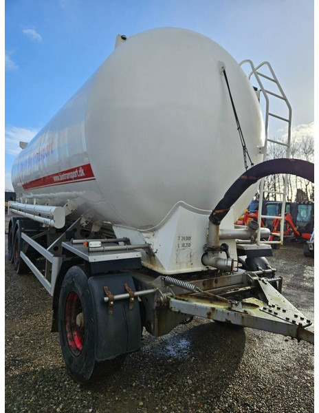 VM TARM 3 axle Pellets - Tankanhänger: das Bild 5 VM TARM 3 axle Pellets - Tankanhänger: das Bild 5