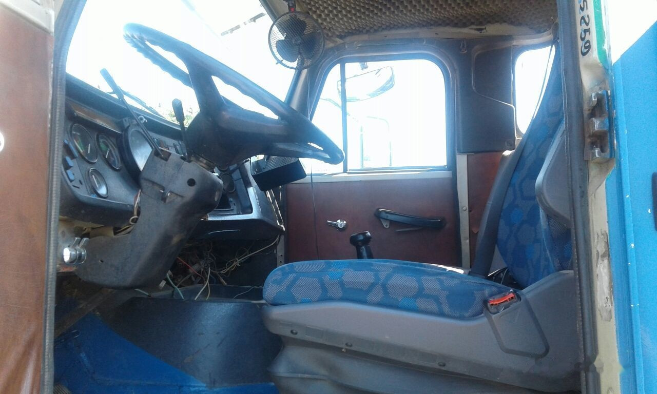 Volvo N.12 - Saug-/ Spülfahrzeug: das Bild 5 Volvo N.12 - Saug-/ Spülfahrzeug: das Bild 5