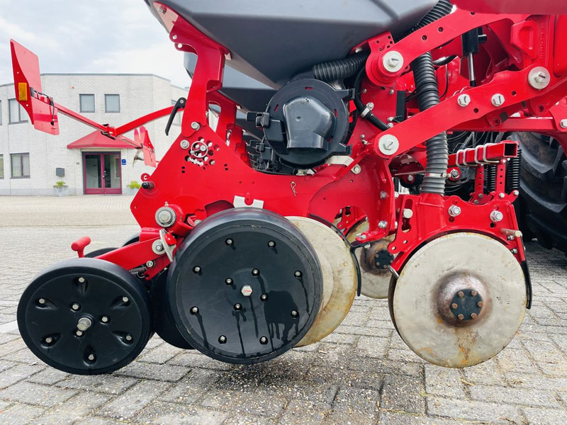 Horsch Mais zaaimachine 8 RX- Maestro 8 reiher - Einzelkornsämaschine: das Bild 4 Horsch Mais zaaimachine 8 RX- Maestro 8 reiher - Einzelkornsämaschine: das Bild 4