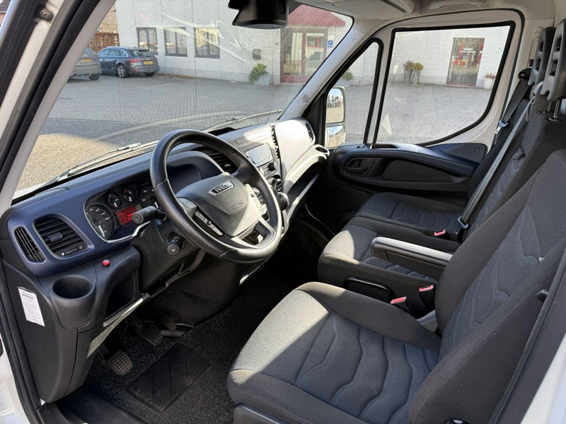 Iveco Daily 50-150 Bakwagen - Koffer LKW: das Bild 5 Iveco Daily 50-150 Bakwagen - Koffer LKW: das Bild 5