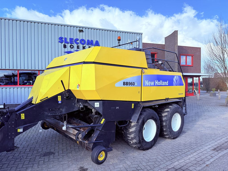 New Holland BB960A CropCutter 120x90 - Landmaschine: das Bild 4 New Holland BB960A CropCutter 120x90 - Landmaschine: das Bild 4