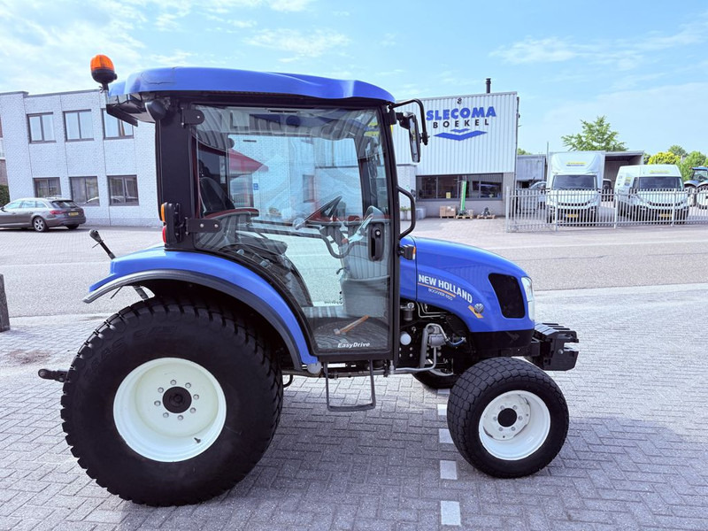 New Holland Boomer 45D Easy Drive - Traktor: das Bild 4 New Holland Boomer 45D Easy Drive - Traktor: das Bild 4