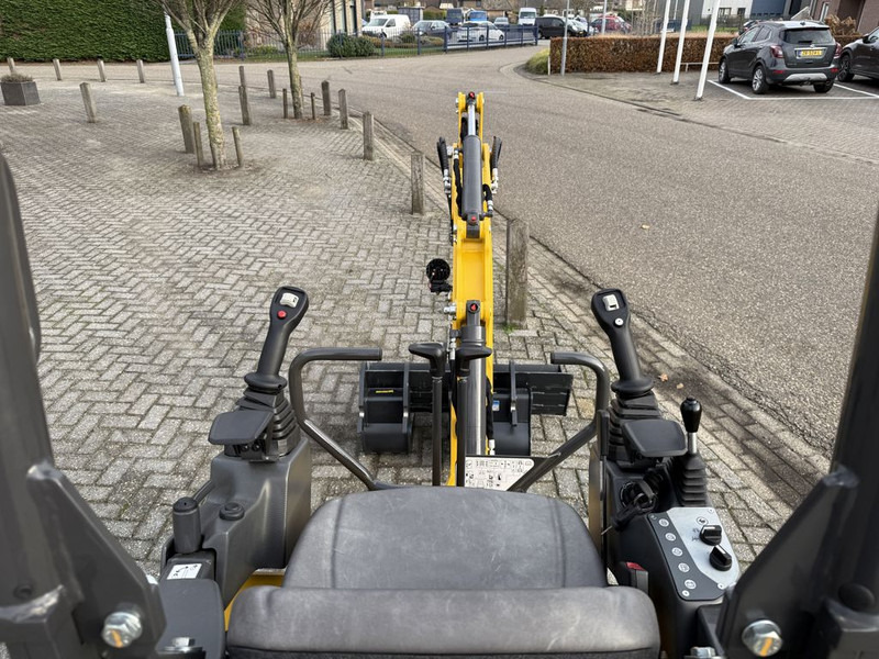 New Holland E14D Minigraver - Minibagger: das Bild 5 New Holland E14D Minigraver - Minibagger: das Bild 5