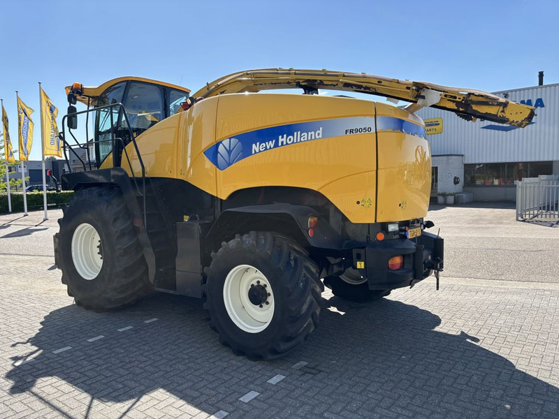 New Holland FR9050 - Feldhäcksler: das Bild 2 New Holland FR9050 - Feldhäcksler: das Bild 2