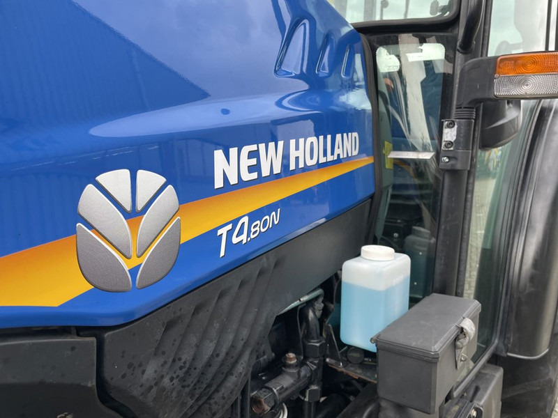 New Holland T4.80N - Traktor: das Bild 5 New Holland T4.80N - Traktor: das Bild 5
