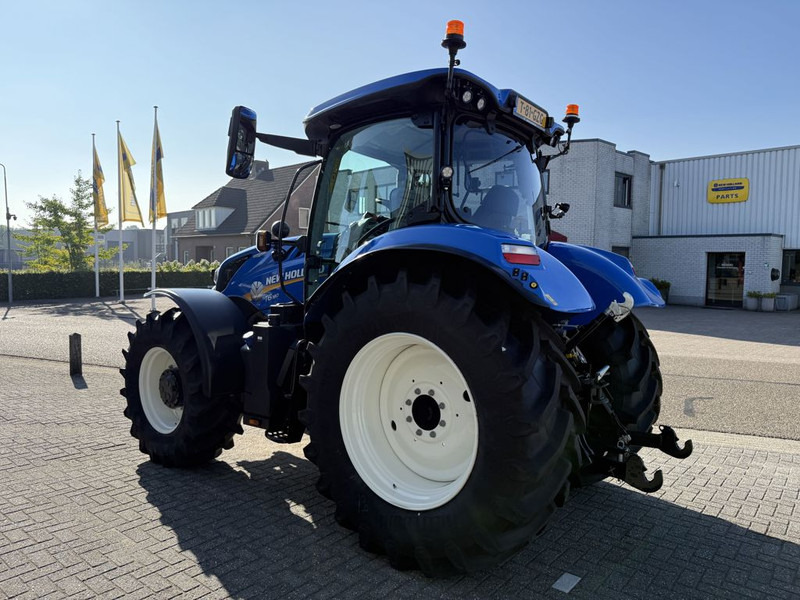 New Holland T6.180 AC Stage V - Traktor: das Bild 2 New Holland T6.180 AC Stage V - Traktor: das Bild 2
