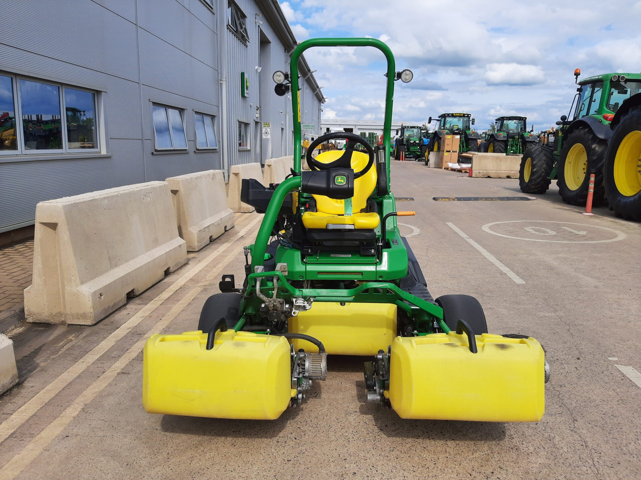 John Deere 2750E Greens Triple - Andere Technik: das Bild 2 John Deere 2750E Greens Triple - Andere Technik: das Bild 2