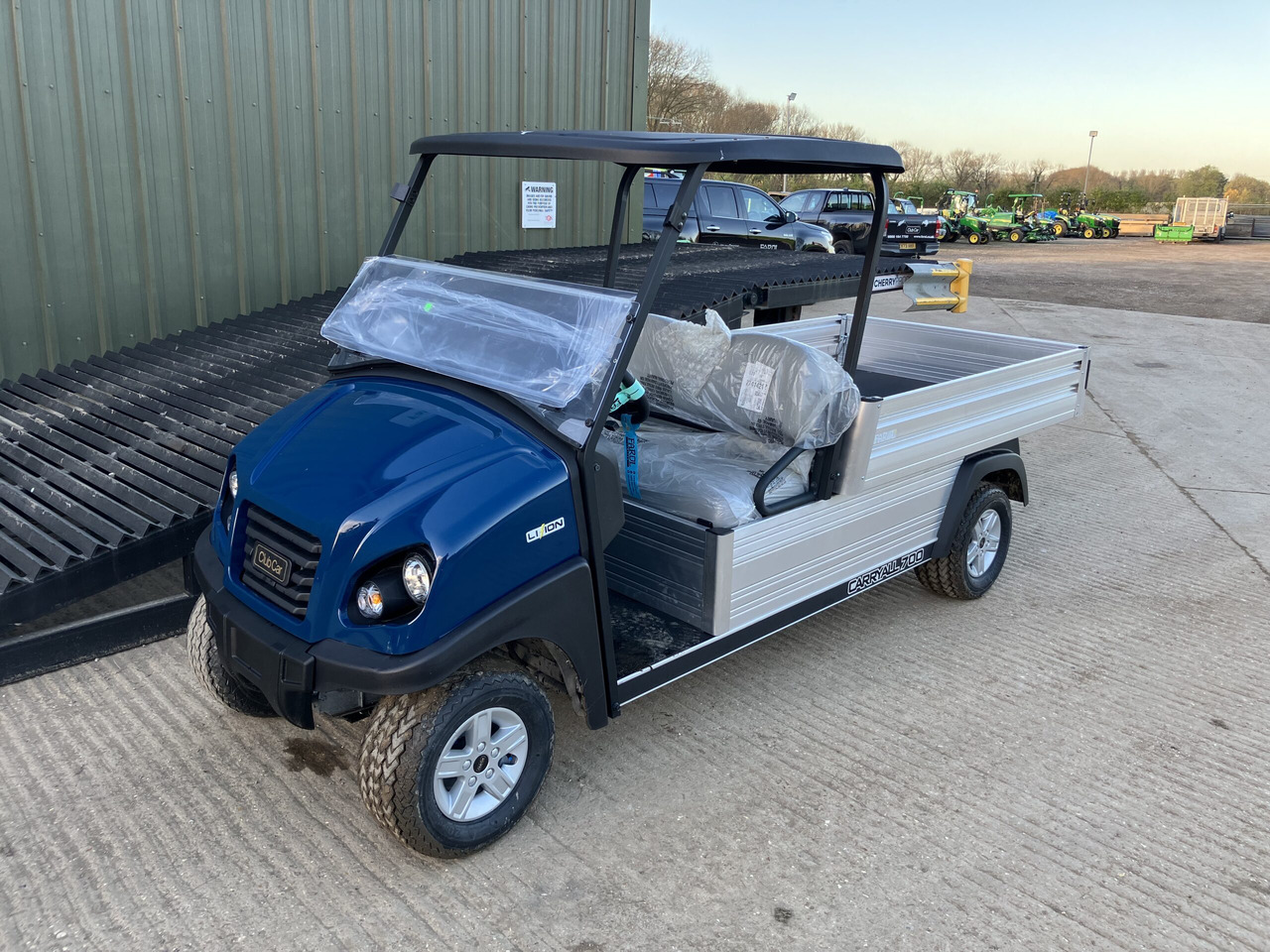 Club Car Carryall 700 w/ Li-Ion Battery - Quad: das Bild 1 Club Car Carryall 700 w/ Li-Ion Battery - Quad: das Bild 1