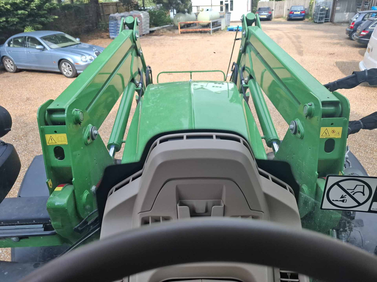 John Deere 6140M - Traktor: das Bild 5 John Deere 6140M - Traktor: das Bild 5