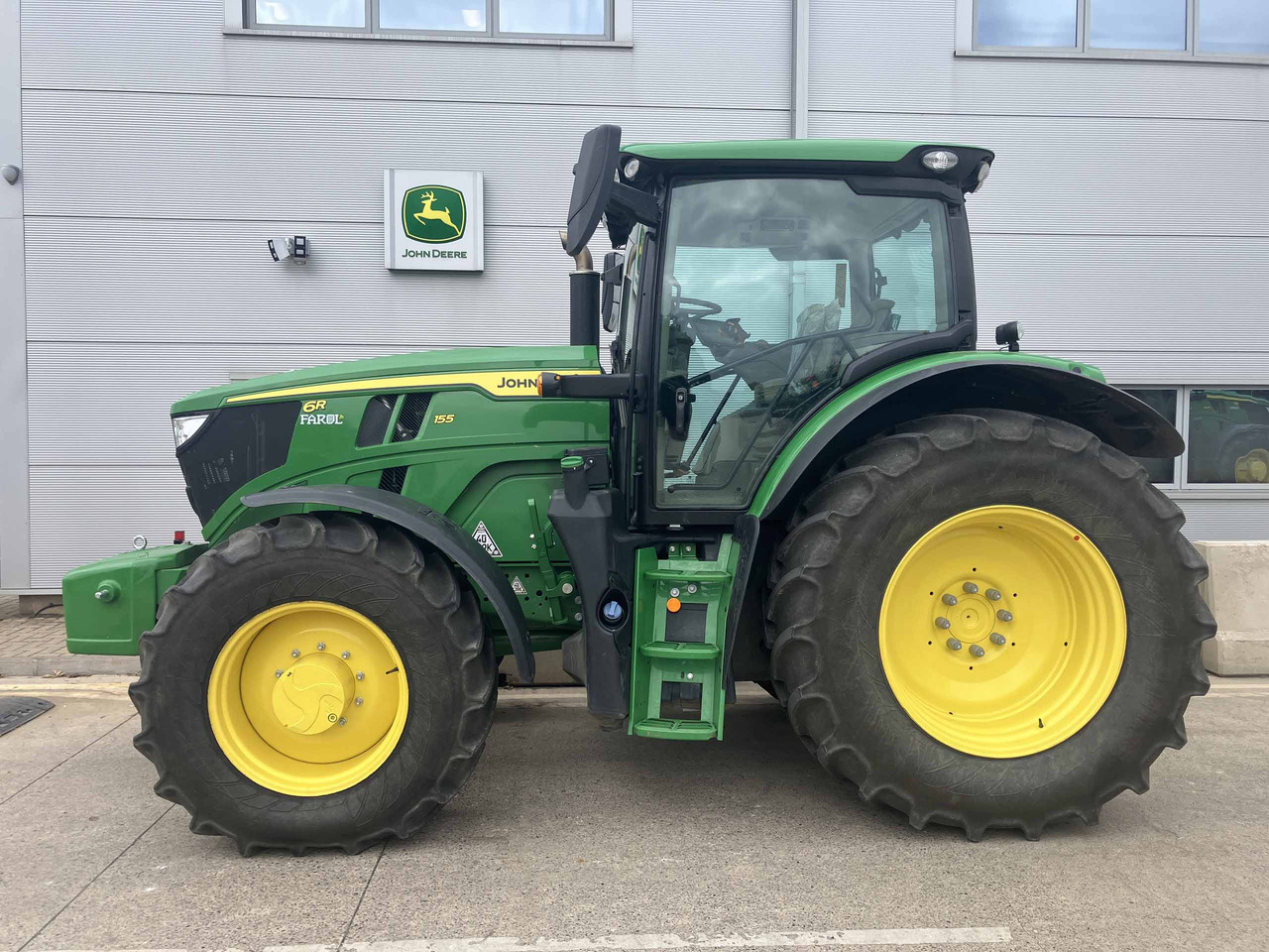 John Deere 6R 155 - Traktor: das Bild 2 John Deere 6R 155 - Traktor: das Bild 2