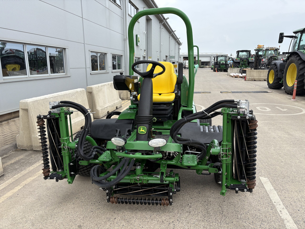 John Deere 7700A Fairway Mower - Rasenmäher: das Bild 2 John Deere 7700A Fairway Mower - Rasenmäher: das Bild 2