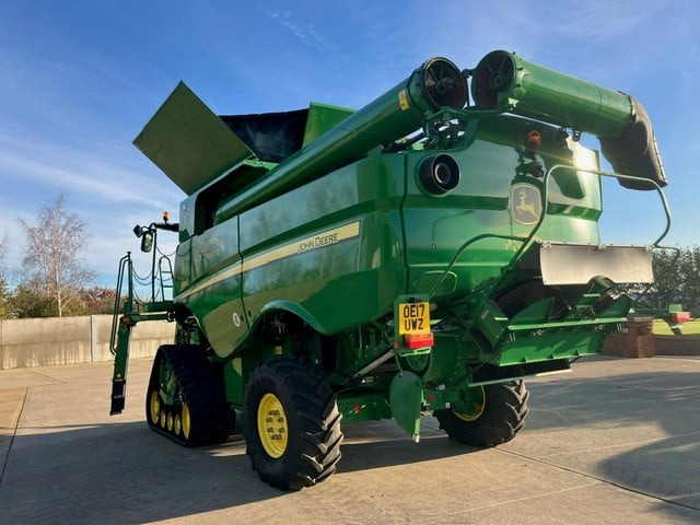 John Deere S690 TM - Mähdrescher: das Bild 5 John Deere S690 TM - Mähdrescher: das Bild 5