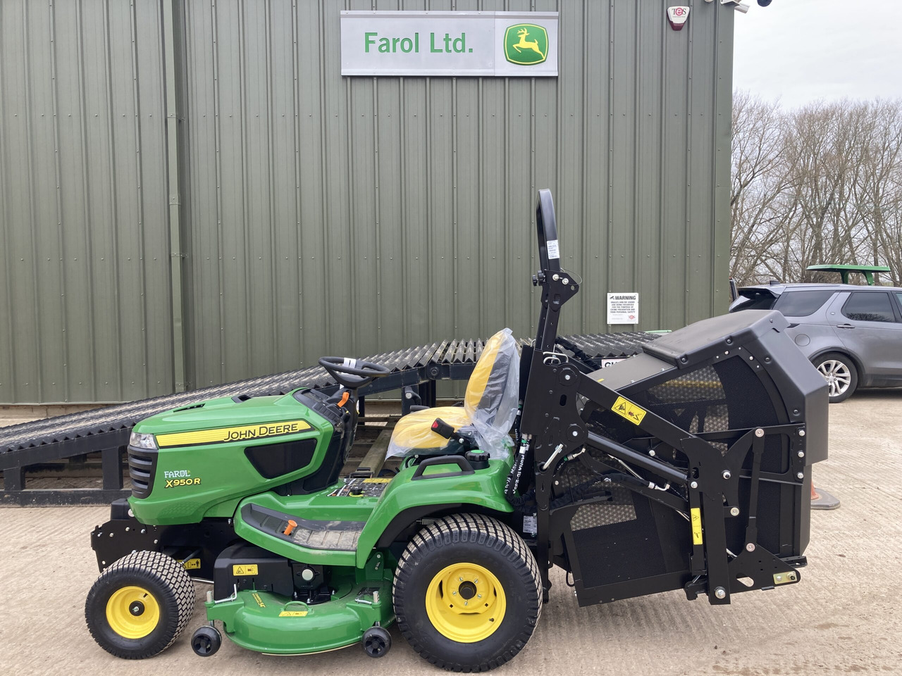 John Deere X950R ride on cut and collect mower - Rasenmäher: das Bild 2 John Deere X950R ride on cut and collect mower - Rasenmäher: das Bild 2