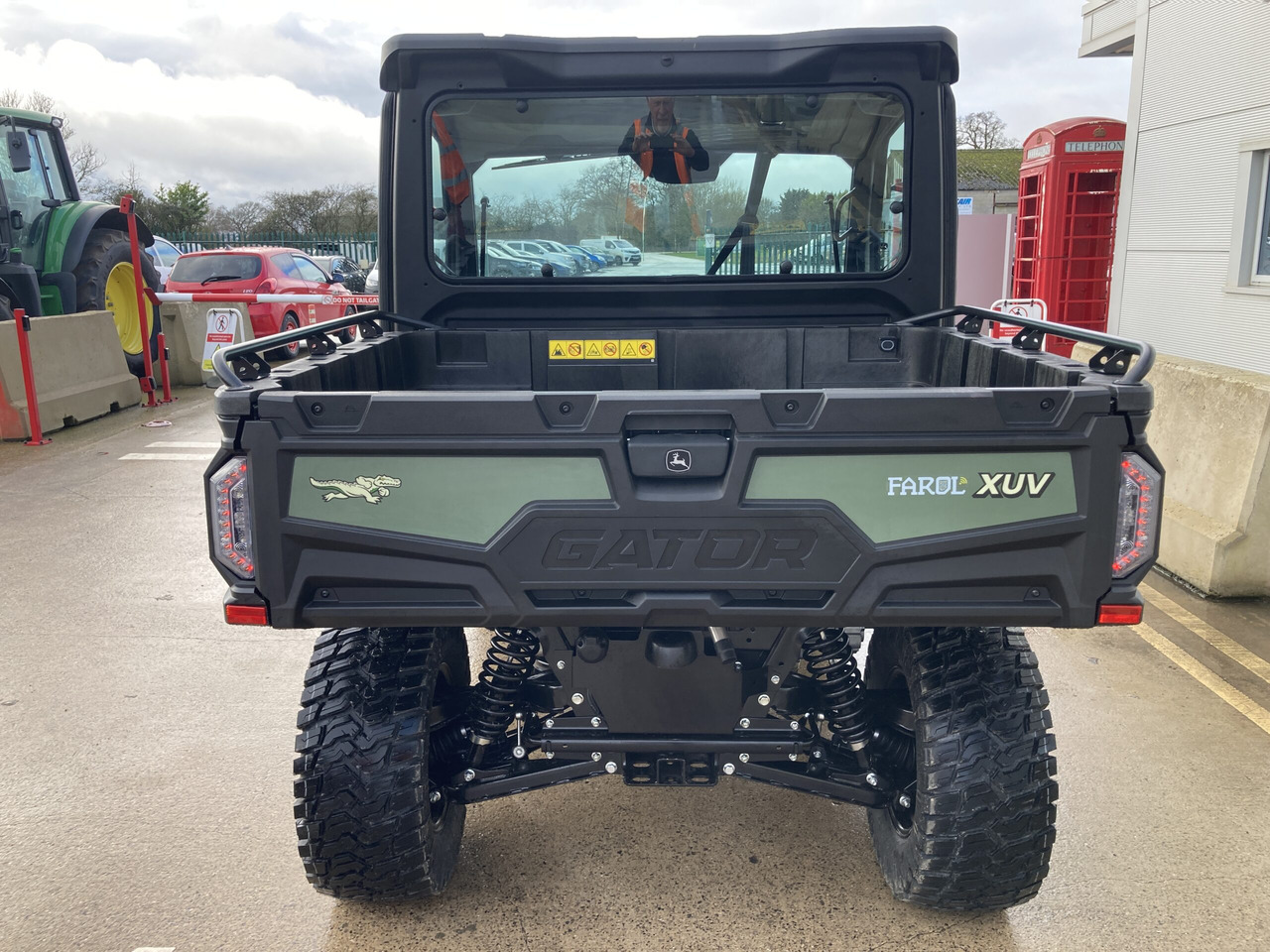 John Deere XUV875M Gator - Quad: das Bild 4 John Deere XUV875M Gator - Quad: das Bild 4