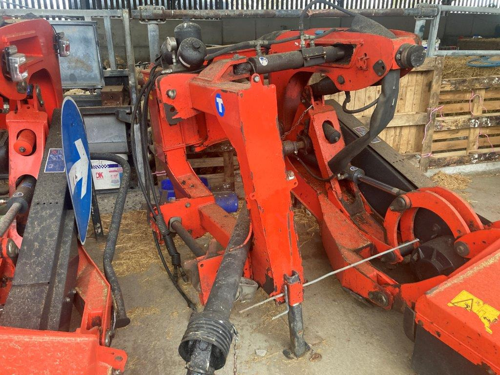Kuhn SpringLonger S1680RPL - Schlegelmäher/ Mulcher: das Bild 4 Kuhn SpringLonger S1680RPL - Schlegelmäher/ Mulcher: das Bild 4