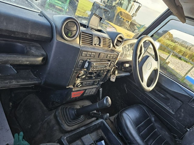 Kipper Transporter LAND ROVER DEFENDER 130 TIPPER: das Bild 13