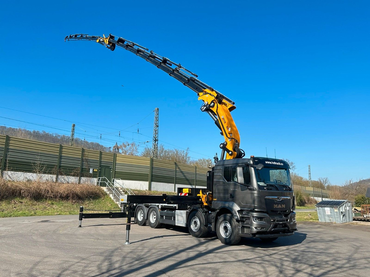 MAN TGS 35.520 8X4 TG 3 EFFER 955-8s +Jib 6sAUTOKRAN - Autokran: das Bild 2 MAN TGS 35.520 8X4 TG 3 EFFER 955-8s +Jib 6sAUTOKRAN - Autokran: das Bild 2