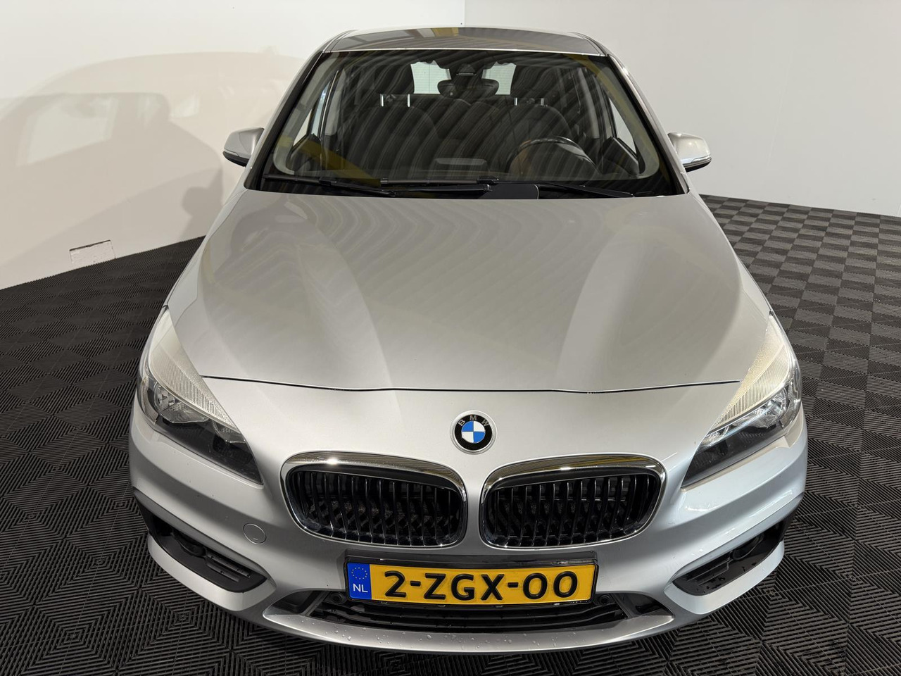 BMW 2-serie Active Tourer 218i Executive 2-ZGX-00 198.295 km - PKW: das Bild 2 BMW 2-serie Active Tourer 218i Executive 2-ZGX-00 198.295 km - PKW: das Bild 2