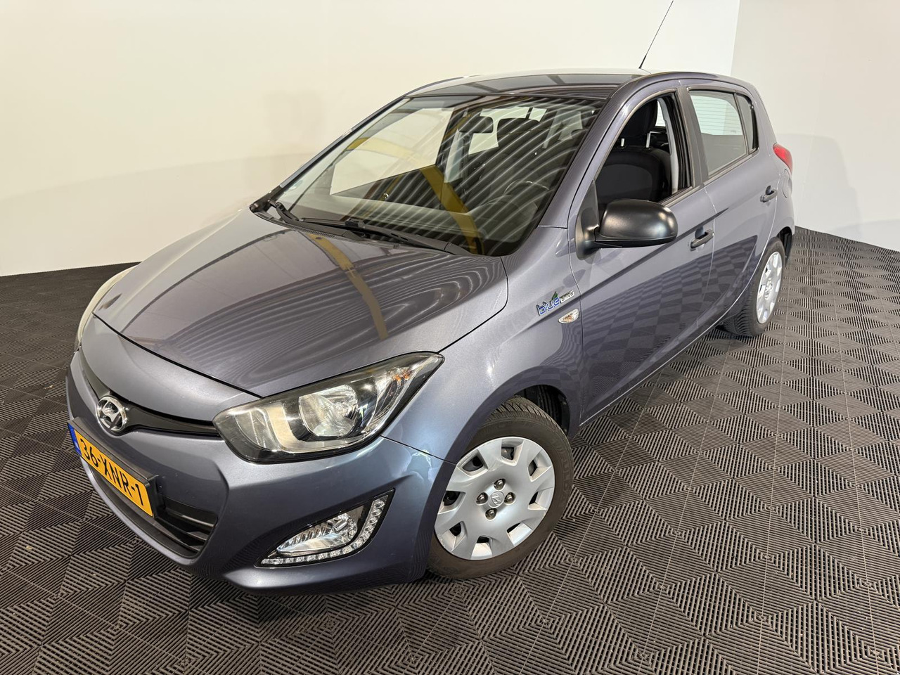 Hyundai i20 1.2i Business Edition | 2012 | 167.712 km |36-XNR-1 - Schrägheck: das Bild 1 Hyundai i20 1.2i Business Edition | 2012 | 167.712 km |36-XNR-1 - Schrägheck: das Bild 1
