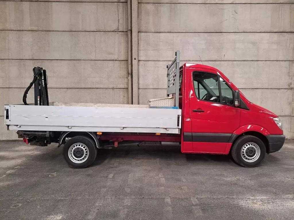 Mercedes-Benz Sprinter 313 CDI 2.2 AUT 2010 213.086 km Open laadbak met Hiab 008T kraan 9-VJT-34 - Pritsche Transporter: das Bild 4 Mercedes-Benz Sprinter 313 CDI 2.2 AUT 2010 213.086 km Open laadbak met Hiab 008T kraan 9-VJT-34 - Pritsche Transporter: das Bild 4