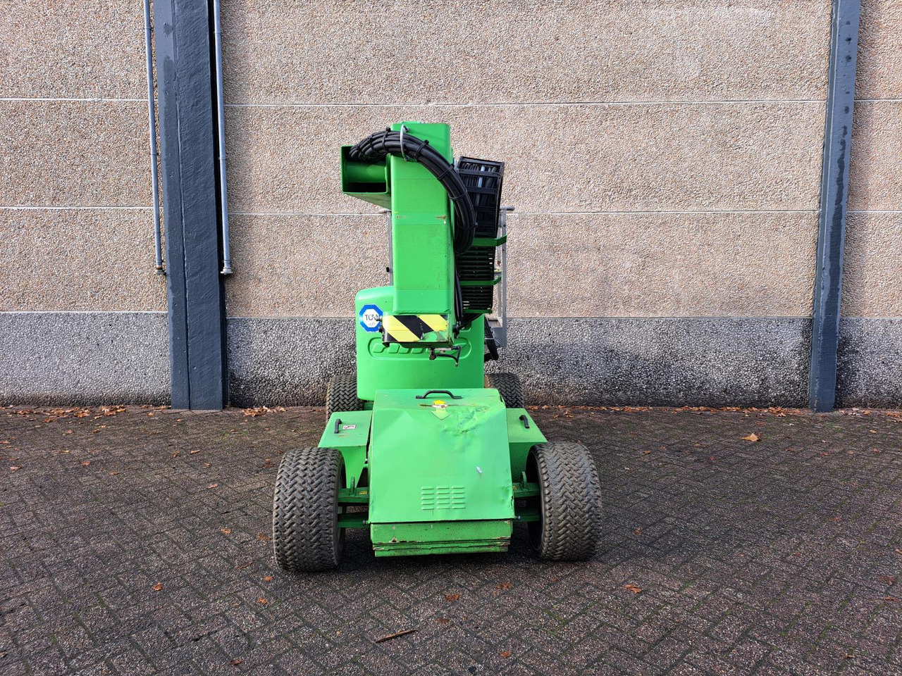 Niftylift HR12 Telescoophoogwerker DE Bi-Energy/Hybride 2WD 12m 2017 - Arbeitsbühne: das Bild 5 Niftylift HR12 Telescoophoogwerker DE Bi-Energy/Hybride 2WD 12m 2017 - Arbeitsbühne: das Bild 5