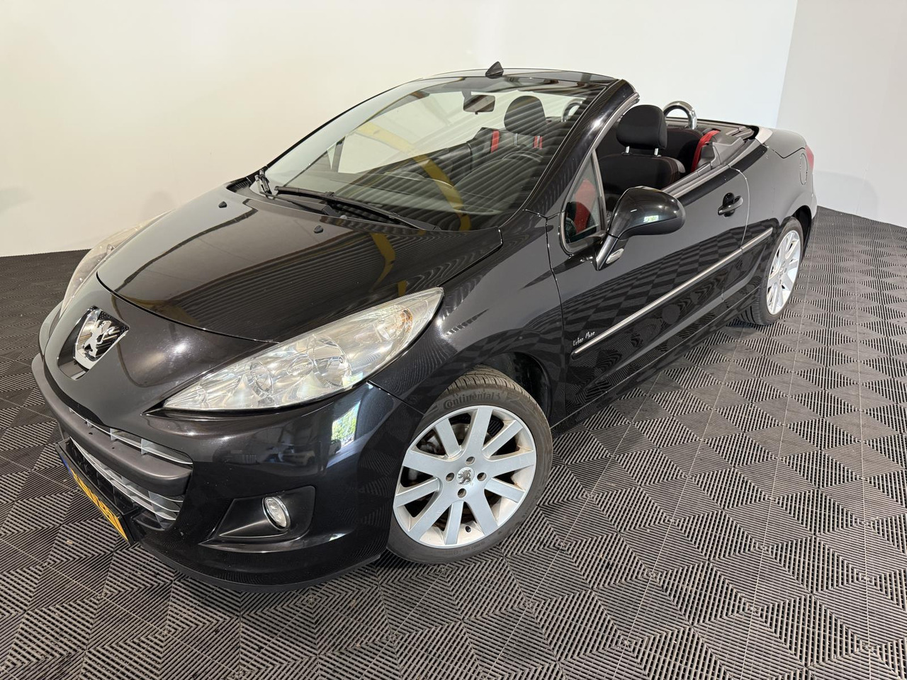 Peugeot 207 CC 1.6 VTi | 2011 | 169.277km | GK-723-T - PKW: das Bild 1 Peugeot 207 CC 1.6 VTi | 2011 | 169.277km | GK-723-T - PKW: das Bild 1