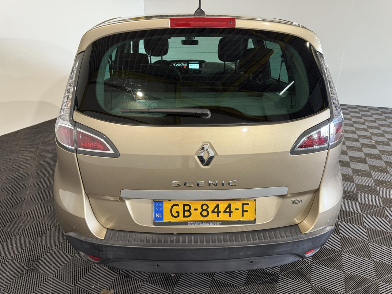 Renault Scénic 1.2 TCe Limited GB-844-F 145.710 km - PKW: das Bild 2 Renault Scénic 1.2 TCe Limited GB-844-F 145.710 km - PKW: das Bild 2