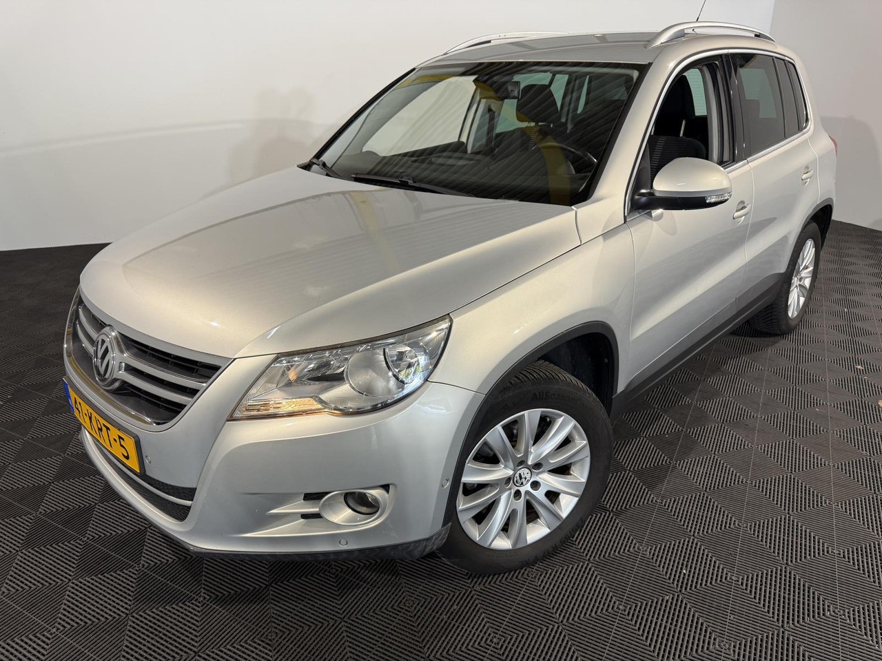 Volkswagen | Tiguan | 1.4 TSI Sport&Style | 2010 | 247.657 km | 41KRT5 | Logisch - SUV/ Geländewagen: das Bild 1 Volkswagen | Tiguan | 1.4 TSI Sport&Style | 2010 | 247.657 km | 41KRT5 | Logisch - SUV/ Geländewagen: das Bild 1