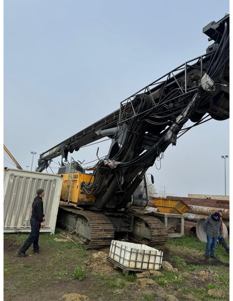 Liebherr LB 28 - Bohrgerät: das Bild 2 Liebherr LB 28 - Bohrgerät: das Bild 2