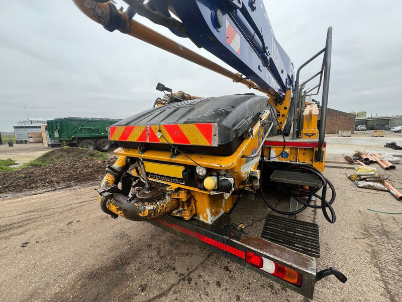 Mercedes-Benz Actros - Stationäre Betonpumpe: das Bild 5 Mercedes-Benz Actros - Stationäre Betonpumpe: das Bild 5