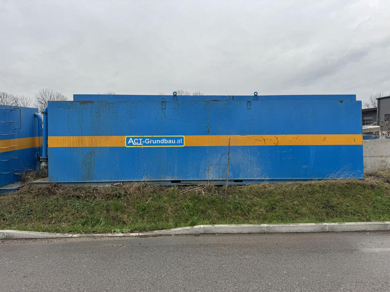 Polymertanks in several sizes 50 - 40 - 30m3 - Tankauflieger: das Bild 2 Polymertanks in several sizes 50 - 40 - 30m3 - Tankauflieger: das Bild 2