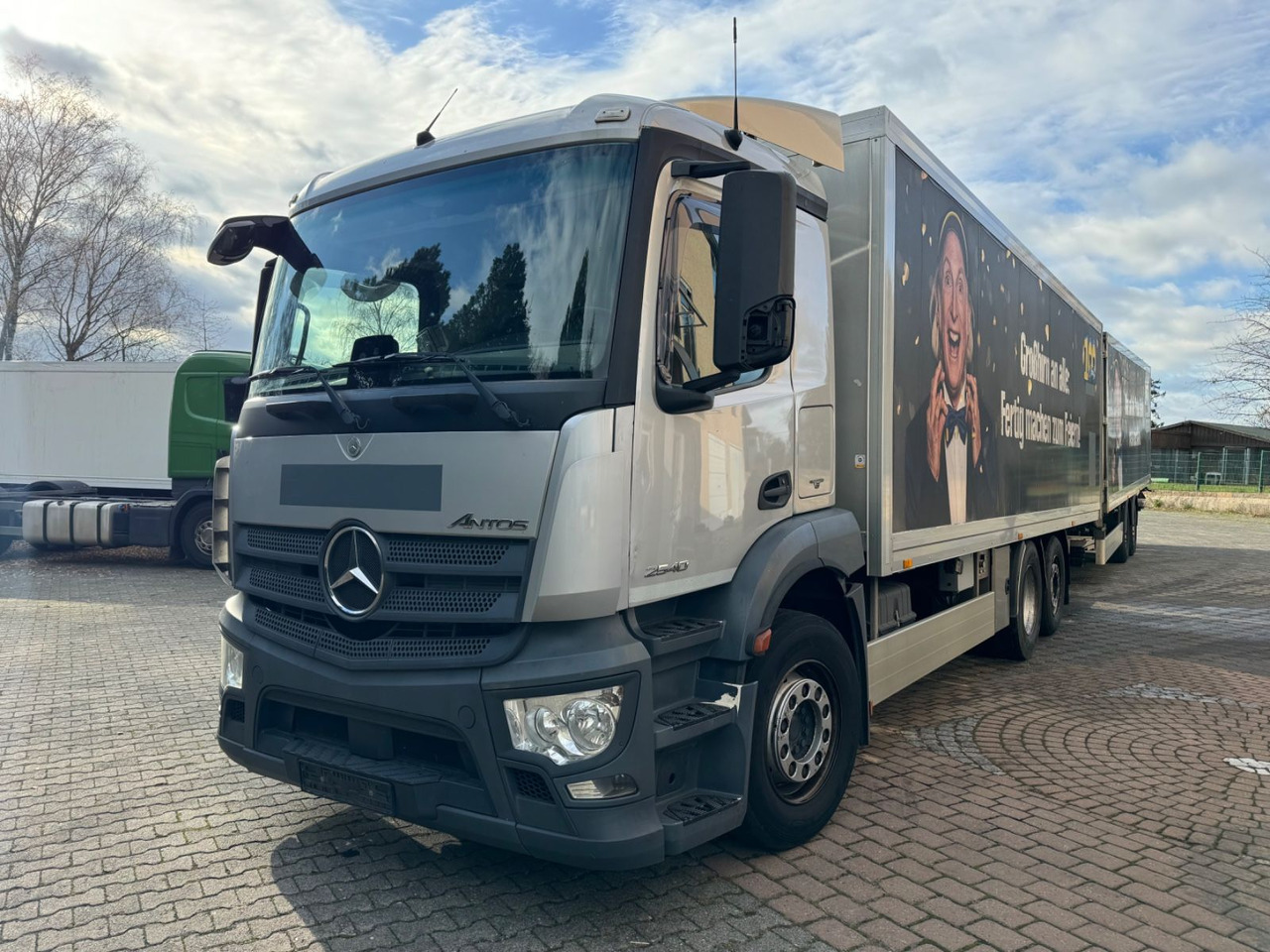 Mercedes-Benz Antos 2540/Durchladbar/2xLBW/Frigoblock/2instock - Kühlkoffer LKW: das Bild 2 Mercedes-Benz Antos 2540/Durchladbar/2xLBW/Frigoblock/2instock - Kühlkoffer LKW: das Bild 2