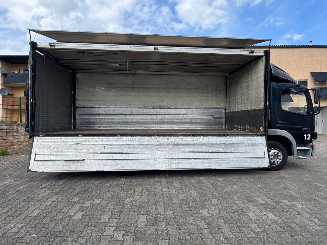 Mercedes-Benz Atego1523/LBW/AHK/Klima/Standh./aus.1Hand - Getränkeaufbau LKW: das Bild 4 Mercedes-Benz Atego1523/LBW/AHK/Klima/Standh./aus.1Hand - Getränkeaufbau LKW: das Bild 4