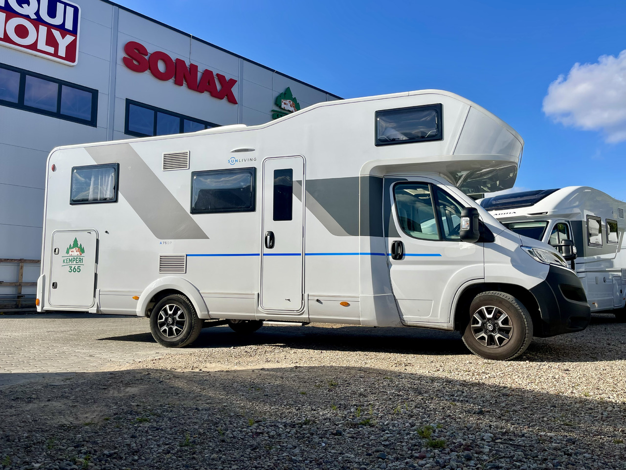 SUN LIVING A 75 DP - Alkoven Wohnmobil: das Bild 2 SUN LIVING A 75 DP - Alkoven Wohnmobil: das Bild 2