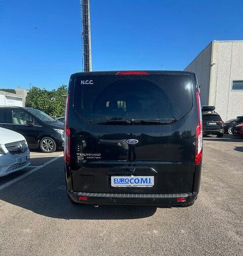 Ford Tourneo Custom Tourneo Custom 310 2.0 TDCi 17 - PKW: das Bild 3 Ford Tourneo Custom Tourneo Custom 310 2.0 TDCi 17 - PKW: das Bild 3