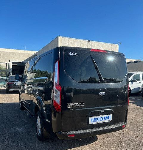Ford Tourneo Custom Tourneo Custom 310 2.0 TDCi 17 - PKW: das Bild 2 Ford Tourneo Custom Tourneo Custom 310 2.0 TDCi 17 - PKW: das Bild 2