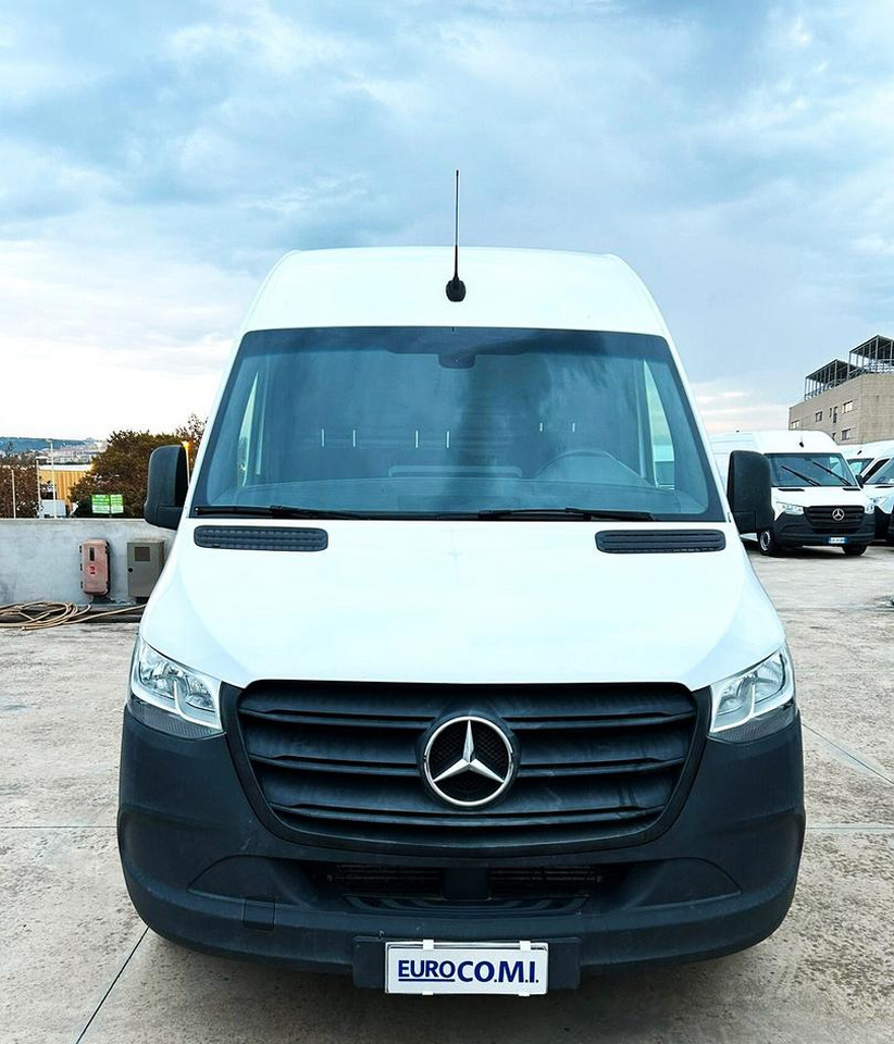 Mercedes Benz Sprinter 314 F 39/35 - Kastenwagen: das Bild 2 Mercedes Benz Sprinter 314 F 39/35 - Kastenwagen: das Bild 2