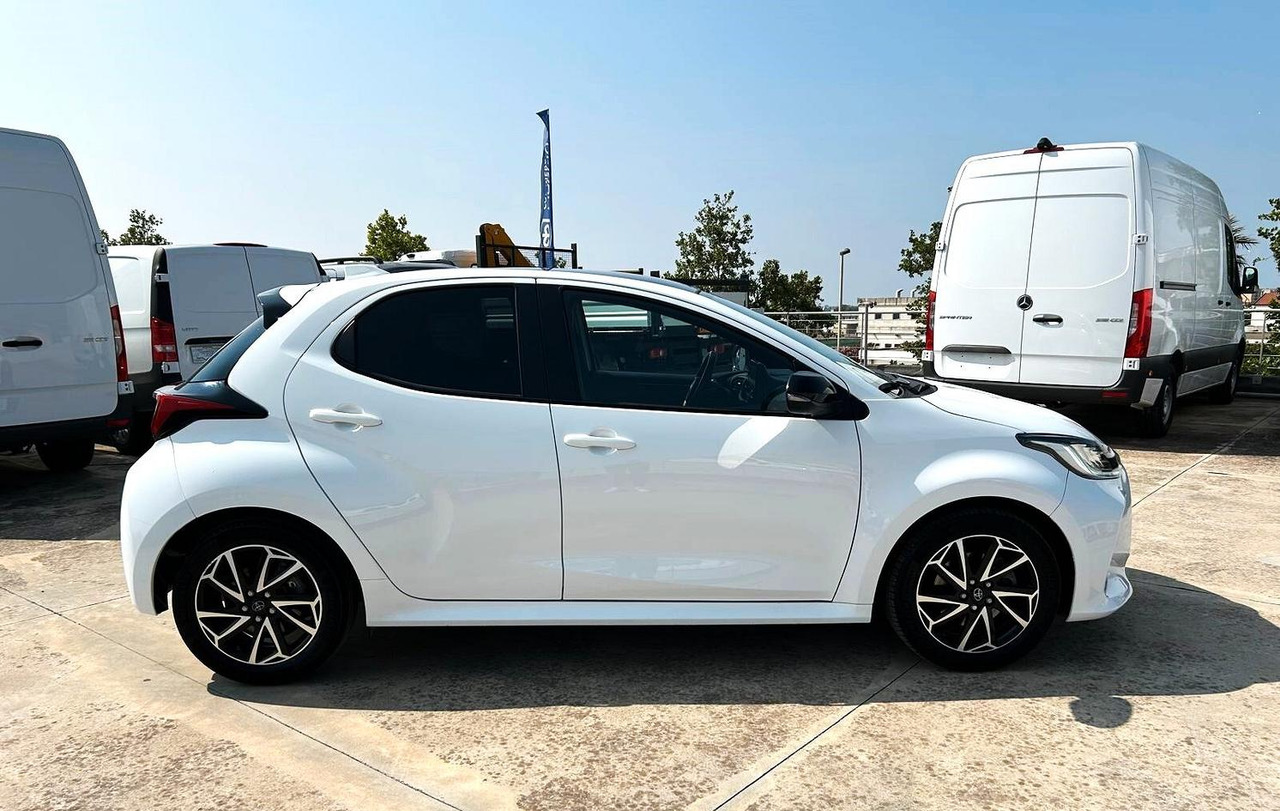Toyota Yaris 1.5 Hybrid 5 porte Lounge - Limousine: das Bild 4 Toyota Yaris 1.5 Hybrid 5 porte Lounge - Limousine: das Bild 4