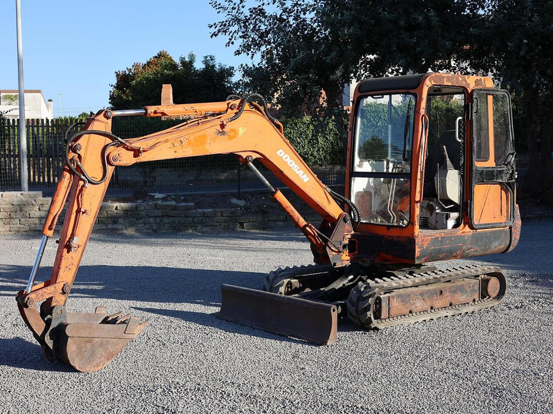 Doosan SOLAR035 - Minibagger: das Bild 1 Doosan SOLAR035 - Minibagger: das Bild 1