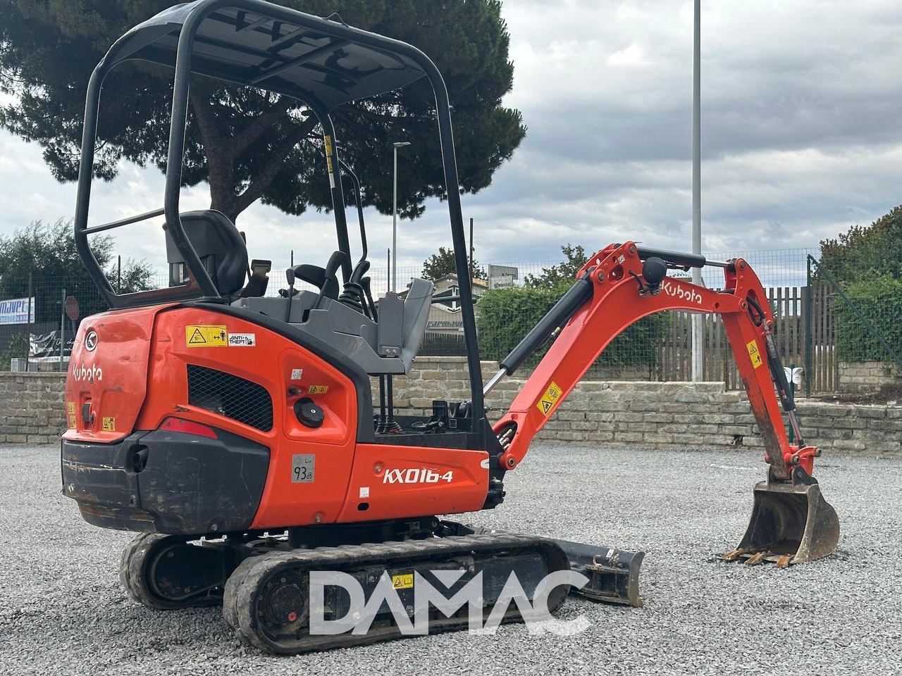 KUBOTA KX016-4 - Minibagger: das Bild 2 KUBOTA KX016-4 - Minibagger: das Bild 2