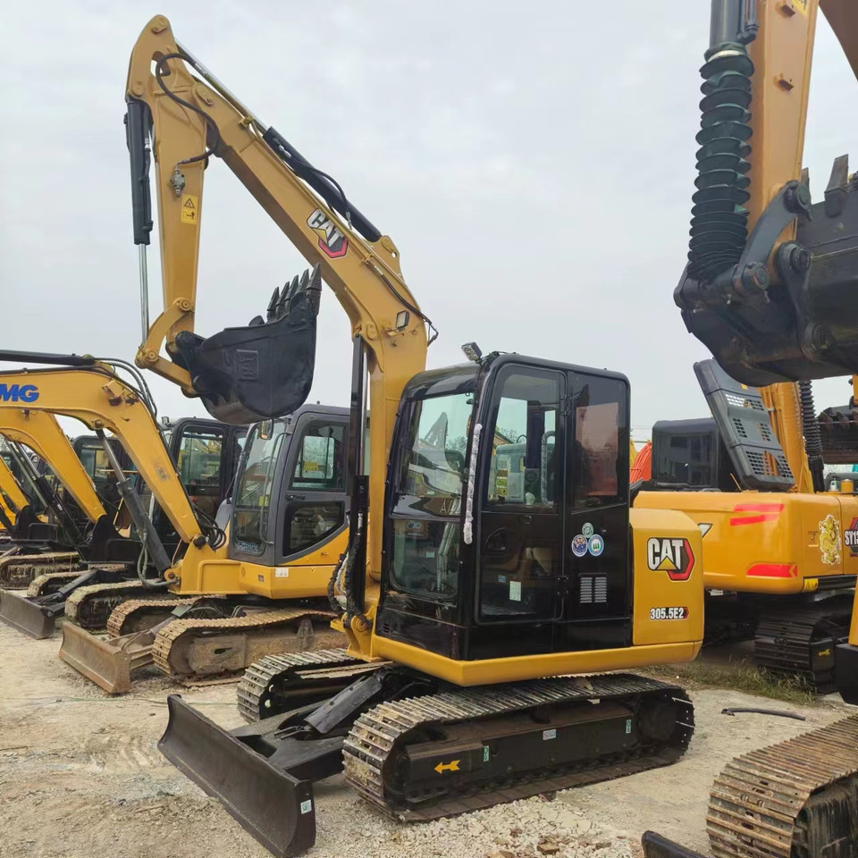 CATERPILLAR 305.5E2 - Minibagger: das Bild 2 CATERPILLAR 305.5E2 - Minibagger: das Bild 2