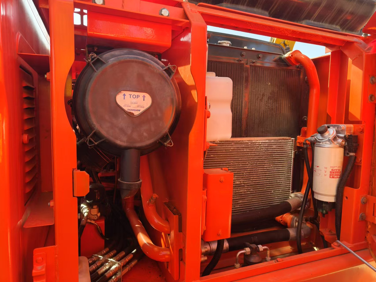DOOSAN DX150 - Bagger: das Bild 4 DOOSAN DX150 - Bagger: das Bild 4