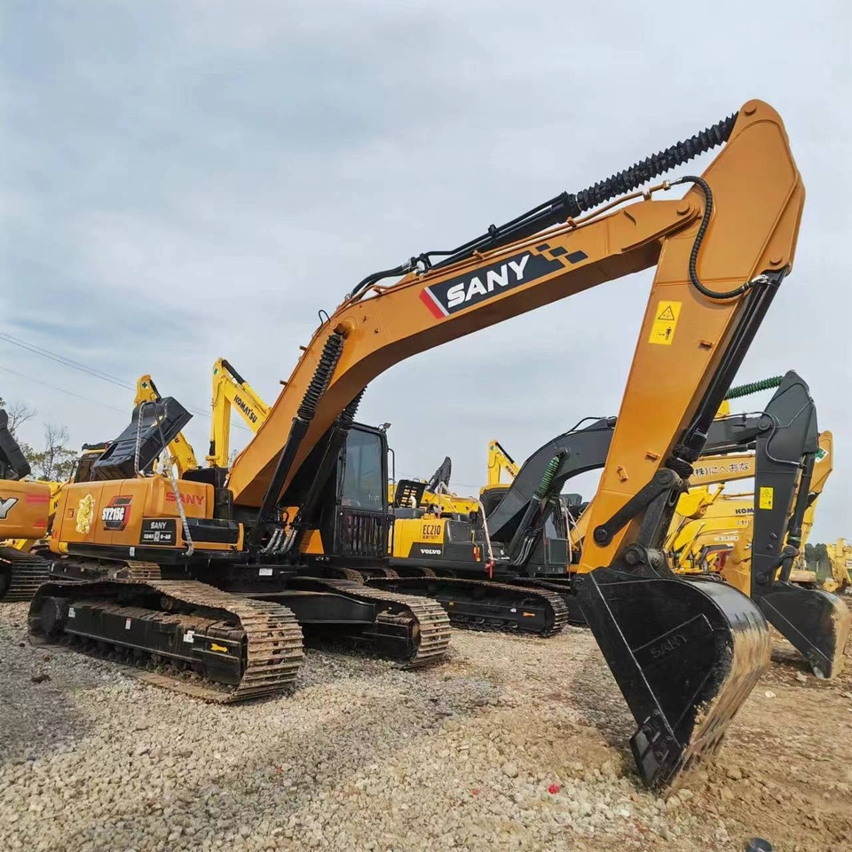 SANY SY215C - Kettenbagger: das Bild 4 SANY SY215C - Kettenbagger: das Bild 4