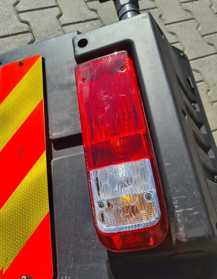 BŁOTNIK KOMPLETNY PRAWY TYŁ LAMPA CHLAPACZ MOCOWANIE FORD F-MAX CARGO - Kotflügel: das Bild 5 BŁOTNIK KOMPLETNY PRAWY TYŁ LAMPA CHLAPACZ MOCOWANIE FORD F-MAX CARGO - Kotflügel: das Bild 5