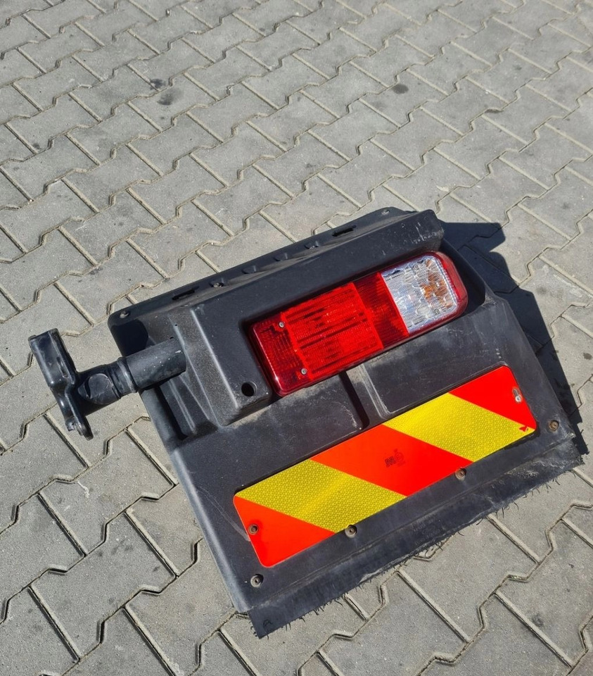 BŁOTNIK KOMPLETNY PRAWY TYŁ LAMPA CHLAPACZ MOCOWANIE FORD F-MAX CARGO - Kotflügel: das Bild 3 BŁOTNIK KOMPLETNY PRAWY TYŁ LAMPA CHLAPACZ MOCOWANIE FORD F-MAX CARGO - Kotflügel: das Bild 3