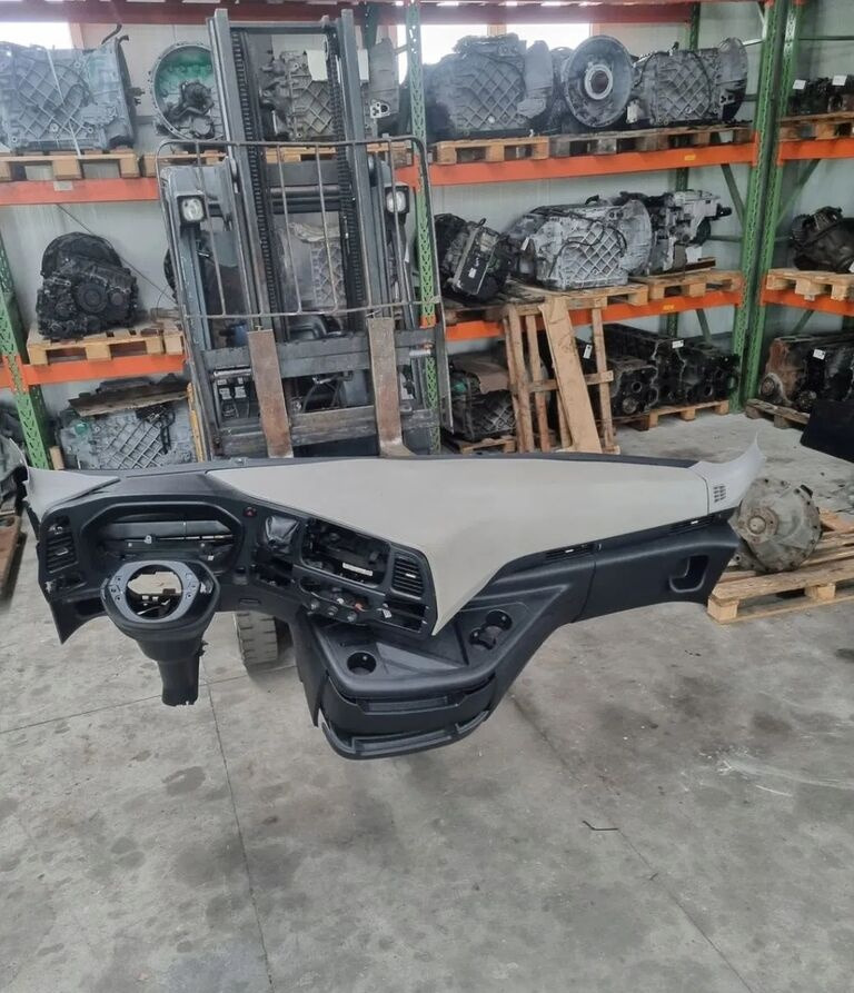 Ford KONSOLA KOMPLETNA KOKPIT DESKA ROZDZIELCZA STELAŻ F-MAX EURO 6 Ford KONSOLA KOMPLETNA KOKPIT DESKA ROZDZIELCZA STELAŻ FORD F-MAX EURO 6 - Armaturenbrett für LKW: das Bild 1 Ford KONSOLA KOMPLETNA KOKPIT DESKA ROZDZIELCZA STELAŻ F-MAX EURO 6 Ford KONSOLA KOMPLETNA KOKPIT DESKA ROZDZIELCZA STELAŻ FORD F-MAX EURO 6 - Armaturenbrett für LKW: das Bild 1