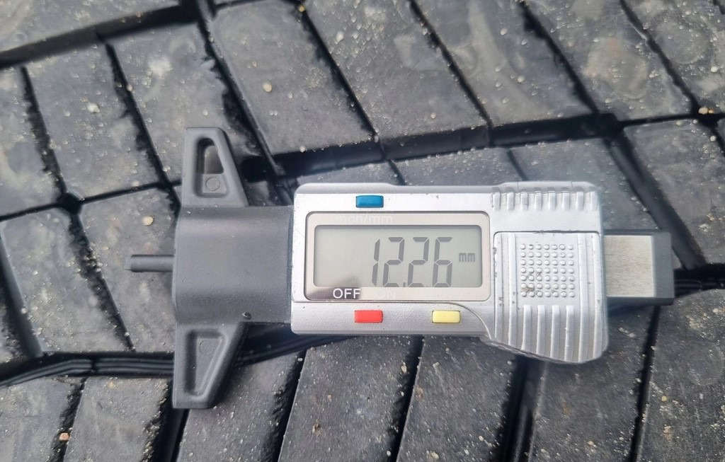 Reifen OPONY TYŁ NAPĘDOWE MICHELIN X MULTI ENERGY D2 315/70/22.5 4 szt.: das Bild 9