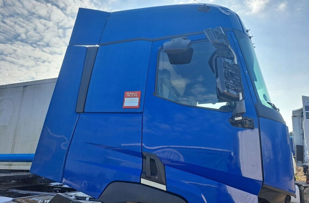 Renault GAMA-T RANGE EURO 6 - Fahrerhaus für LKW: das Bild 4 Renault GAMA-T RANGE EURO 6 - Fahrerhaus für LKW: das Bild 4