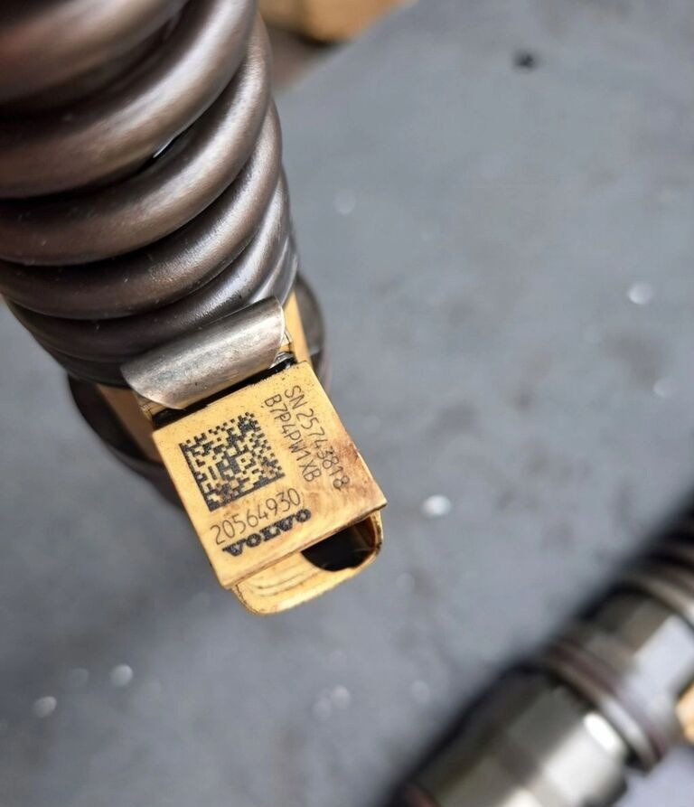 VOLVO POMPOWTRYSKIWACZE POMPOWTRYSKI KOMPLET VOLVO FH 16 D16 20564930 - Injektor für LKW: das Bild 5 VOLVO POMPOWTRYSKIWACZE POMPOWTRYSKI KOMPLET VOLVO FH 16 D16 20564930 - Injektor für LKW: das Bild 5